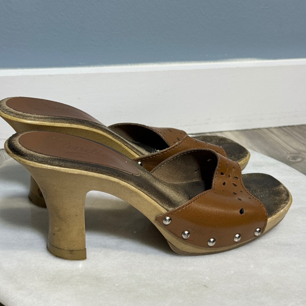 Vtg Candies Brown Leather Studded heels Platform Mules Square Toe 9 shoes y2k - Picture 9 of 15